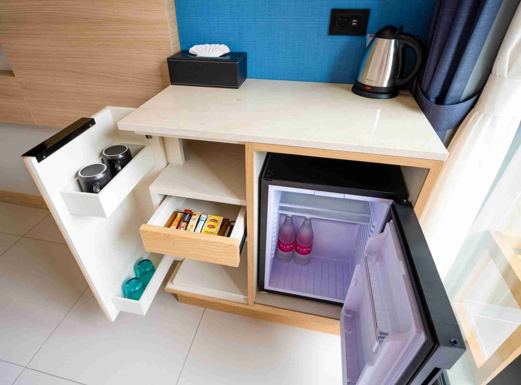 Mini-Bar-1